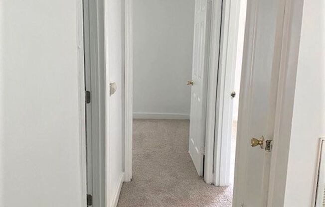 West Charlotte.  Renovated 2 Bedroom!