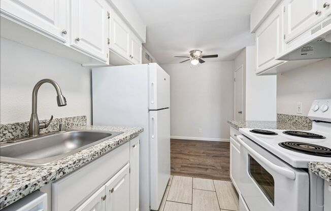 1 bed, 1 bath, 592 sqft, $1,390