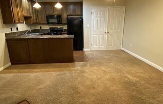 1 bed, 1 bath, $1,295, Unit # 55