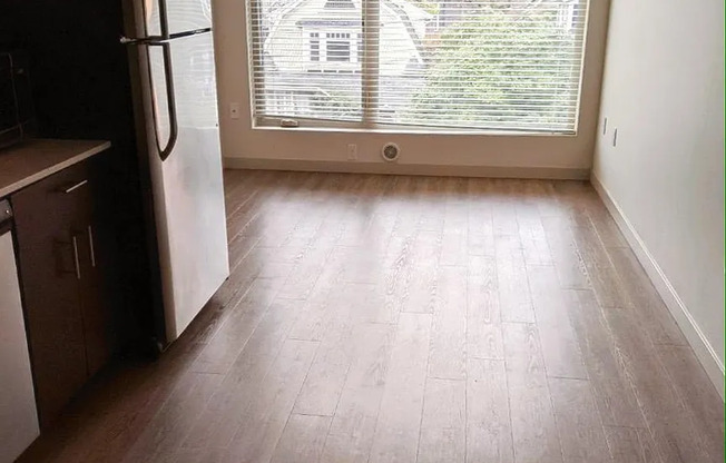 Studio, 1 bath, 261 sqft, $925, Unit 205 (MFTE)