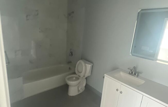 1 bed, 1 bath, $1,895, Unit 12B