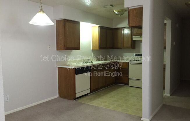7704 JENNIFER LN