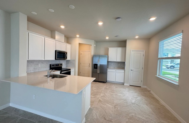 3122 EMERALD ACRES LN