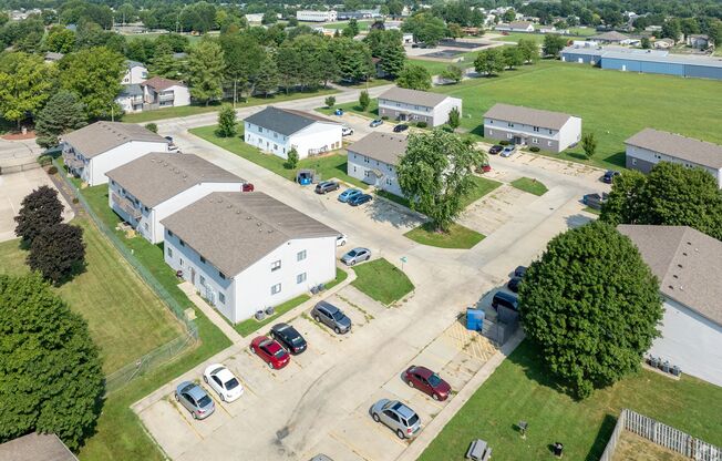 2 beds, 1 bath, 700 sqft, $825, Unit 2430-4 L