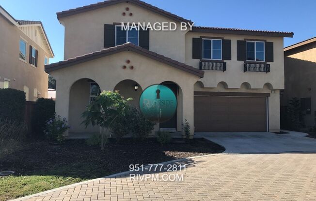 5 beds, 3 baths, $3,295