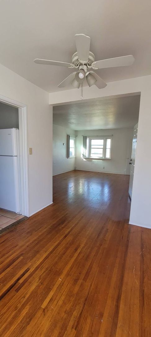 2218 CHATSWORTH BLVD