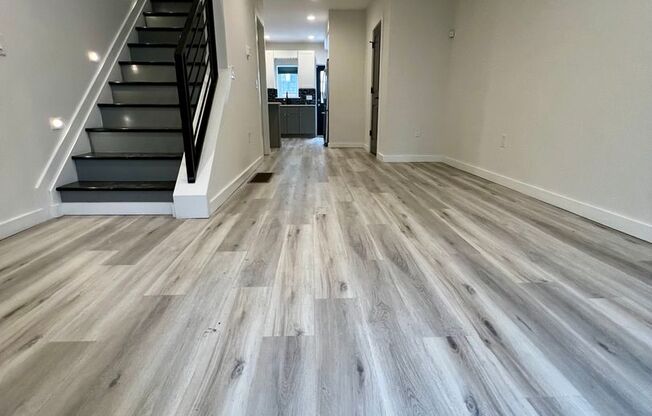 Luxurious 3-Bedroom Townhome in South Philadelphia! Available NOW!