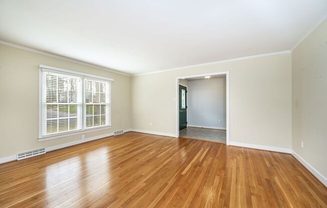 Charming ranch-style home for rent in Raintree!