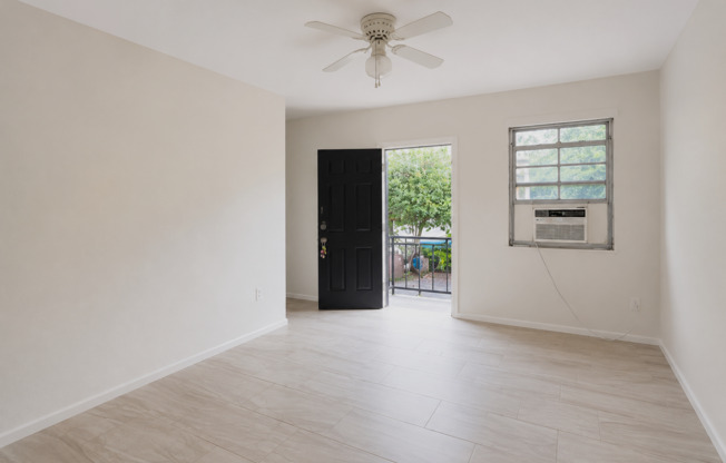 3631 Thomas Ave Miami, FL 33133