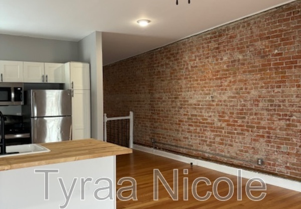5853 3 AVE