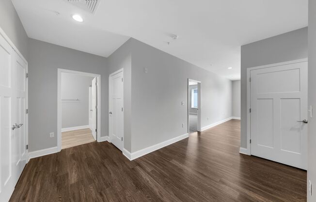 1 bed, 1 bath, 841 sqft, $1,600, Unit 301