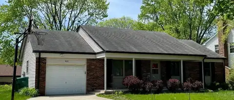 401 CASTLEWOOD LN
