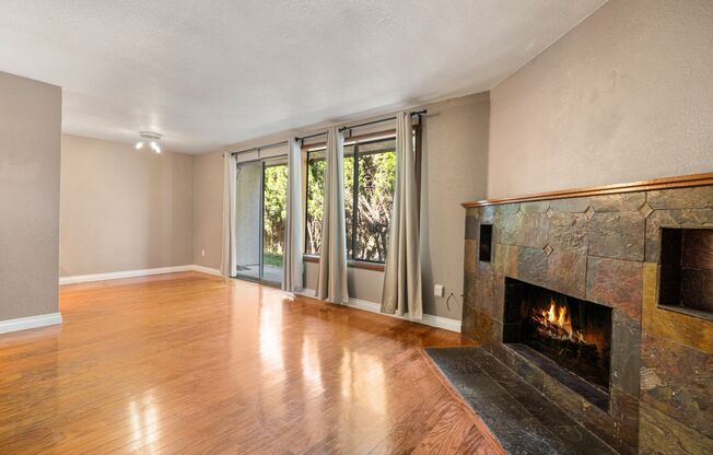 Totem Lake Condo For Rent!