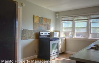 903 W Frederick Avenue