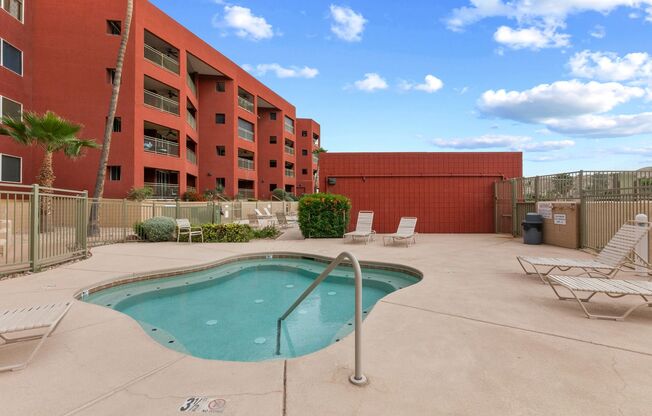 3 beds, 2 baths, $2,495, Unit # 306