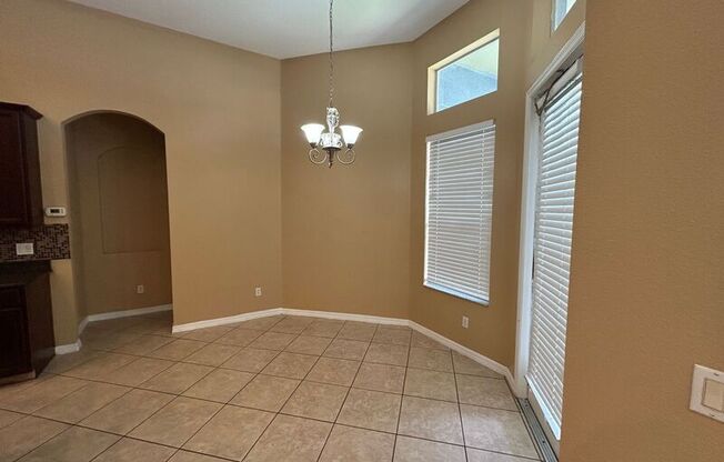 854 KAZAROS CIR
