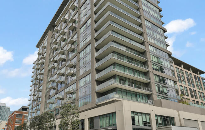 1 bed, 1 bath, 880 sqft, $2,800, Unit 1605