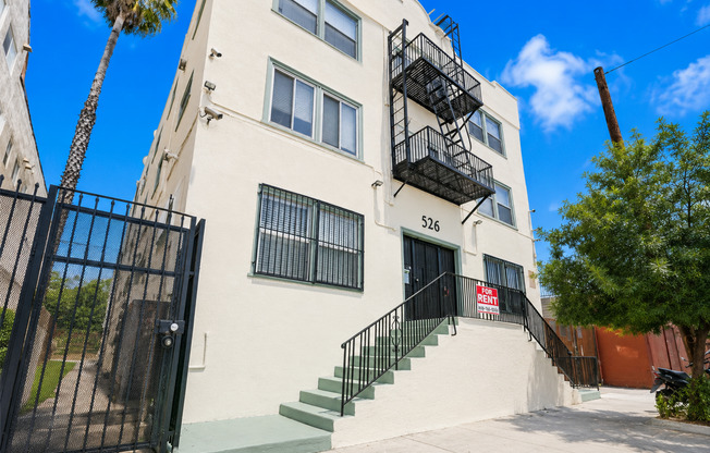 526 S Union Avenue