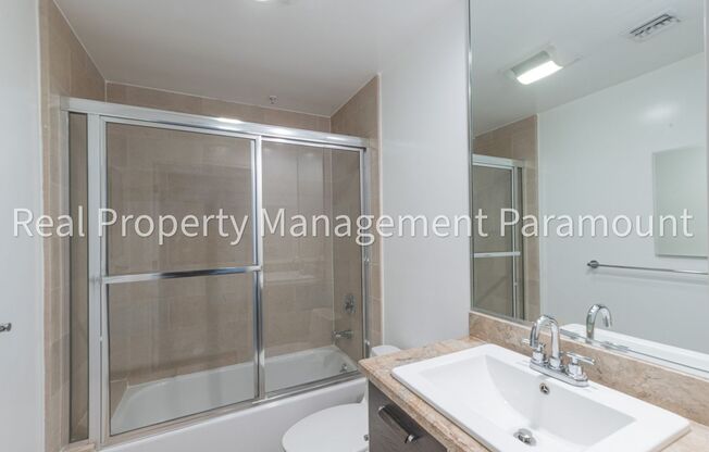 3 beds, 2 baths, $4,950, Unit # 104