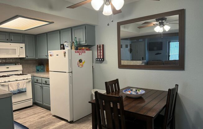 1 bed, 1 bath, $1,700, Unit # B 7