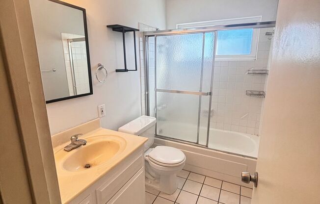 2 beds, 2 baths, $3,195