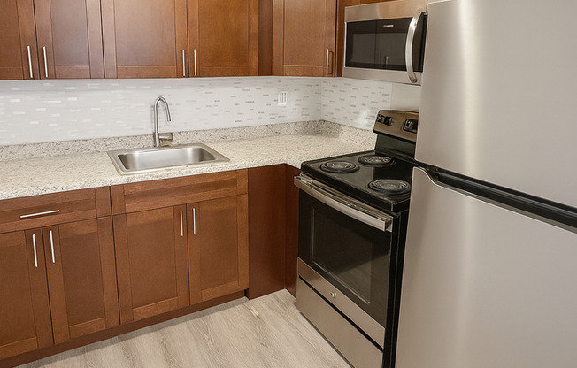 2 beds, 1 bath, 840 sqft, $1,850, Unit 2700 - 1D