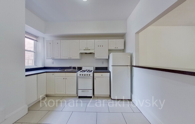 75 Brighton Ave 3