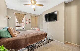 1 bed, 1 bath, 1,300 sqft, $1,049, Unit 114 S 11th Street