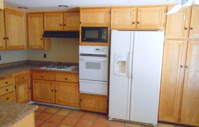 3 beds, 2 baths, $1,800