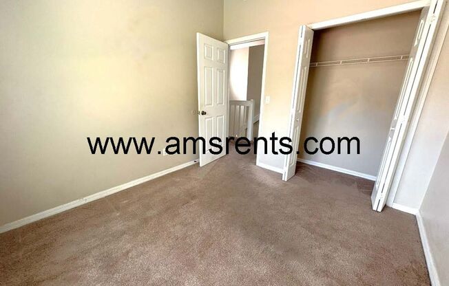 3 beds, 2.5 baths, $2,200