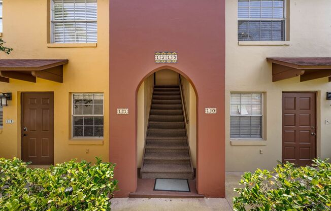 Renovated Condo in Downtown's coveted Delaney Park.