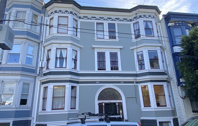 420 BRODERICK ST