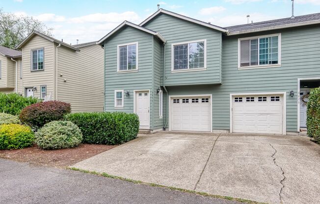 MUST SEE!!! This well-maintained 3 bedroom, 2.5 bath Townhouse
