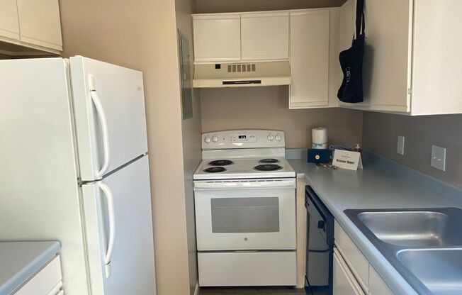 1 bed, 1 bath, 650 sqft, $1,019, Unit 12722C