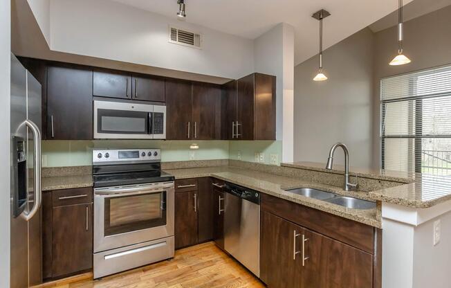 2 beds, 2 baths, 1,360 sqft, $2,129