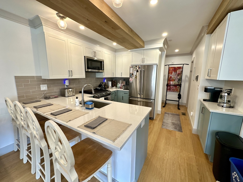 95 W WALNUT PARK