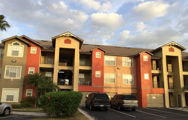 AVAILABLE ON JULY 1ST. BEAUTIFUL 1/1 CONDO AT VILLAS DEL SOL.