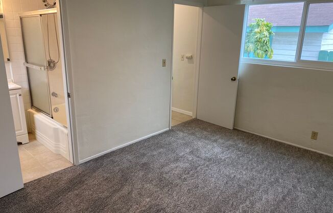 1 bed, 1 bath, 575 sqft, $2,295, Unit 857 ½ Missouri Street