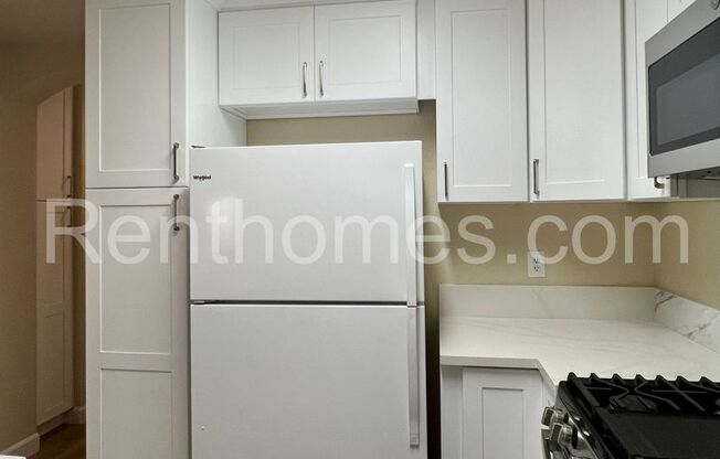 2 beds, 2 baths, $2,899