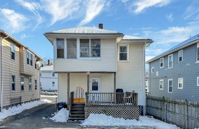 1 bed, 1 bath, 750 sqft, $1,900, Unit 1