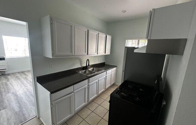 1 bed, 1 bath, 307 sqft, $1,737.08, Unit 18