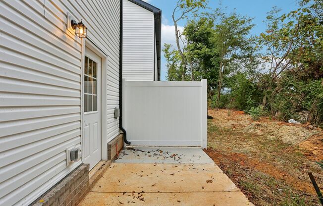4 beds, 3 baths, 1,425 sqft, $1,795, Unit 201