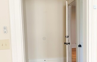 1 bed, 1 bath, 476 sqft, $845, Unit 314-F