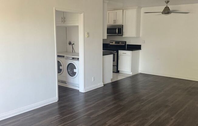 1 bed, 1 bath, 670 sqft, $2,350, Unit 221