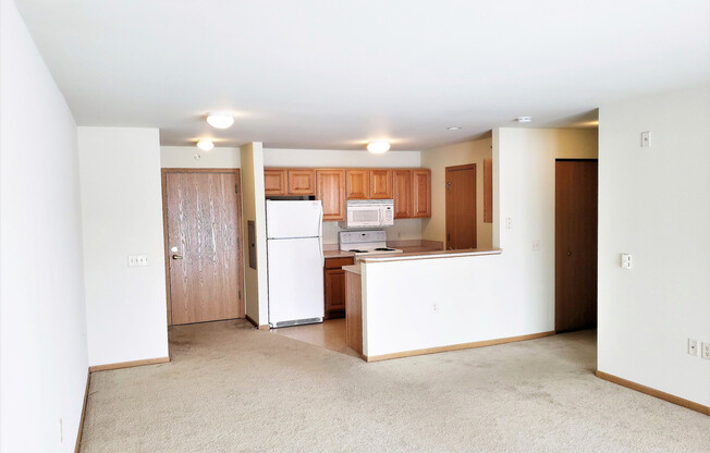 1 bed, 1 bath, 756 sqft, $1,535, Unit 302-110