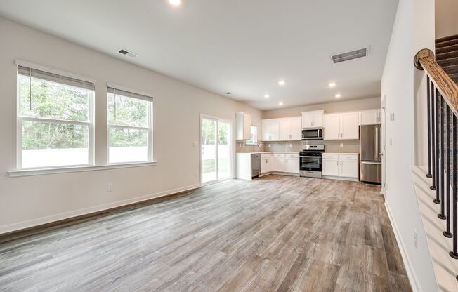 Beautiful 4 bedroom, 2.5 bath home in Hamilton Woods of South Charlotte!
