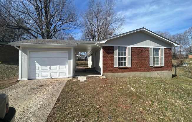 3-bedroom, 1-bathroom home located in Radcliff, KY!