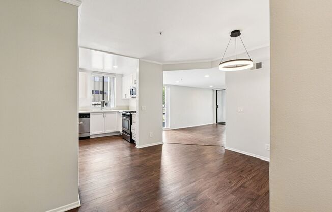 1 bed, 1 bath, 850 sqft, $2,348, Unit 104