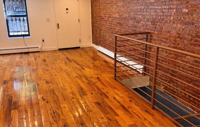 887 LAFAYETTE AVE