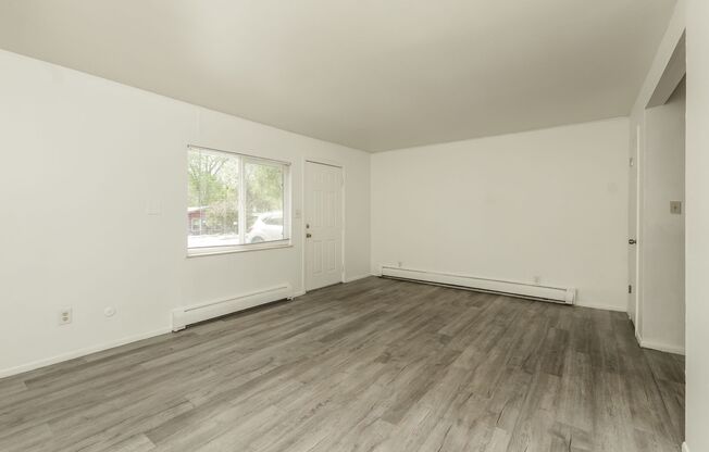 Our latest renovated 1 bed, 1 bath in beautiful Colorado Springs is Ready to Call Home! Just in time for Spring!